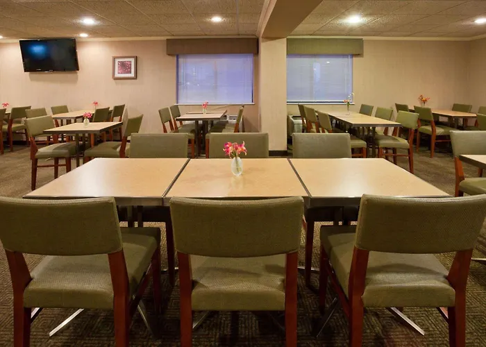 Hotel La Quinta By Wyndham Minneapolis Airport