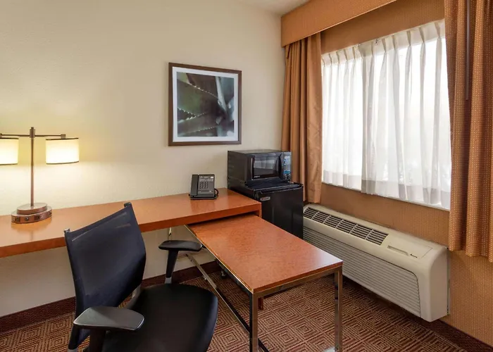 La Quinta By Wyndham Minneapolis Airport 3*