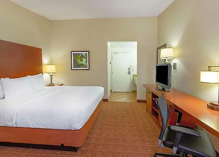 La Quinta By Wyndham Minneapolis Airport Hotel 3*
