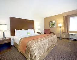 Hotel La Quinta By Wyndham Minneapolis Airport 3*