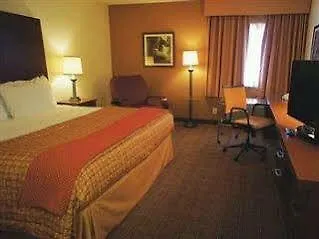 La Quinta By Wyndham Minneapolis Airport Hotel